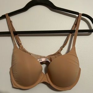 Victoria’s Secret perfect shape nude bra